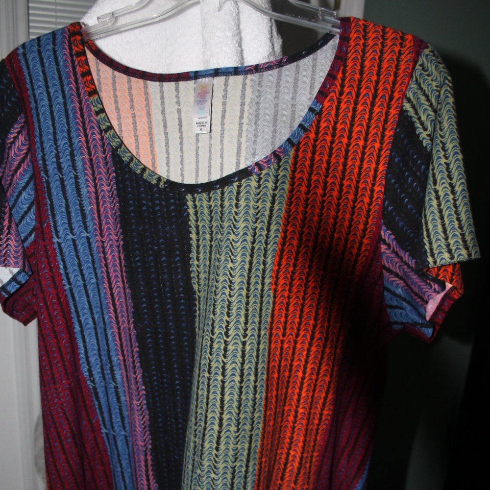 Lularoe Classic T Shirt